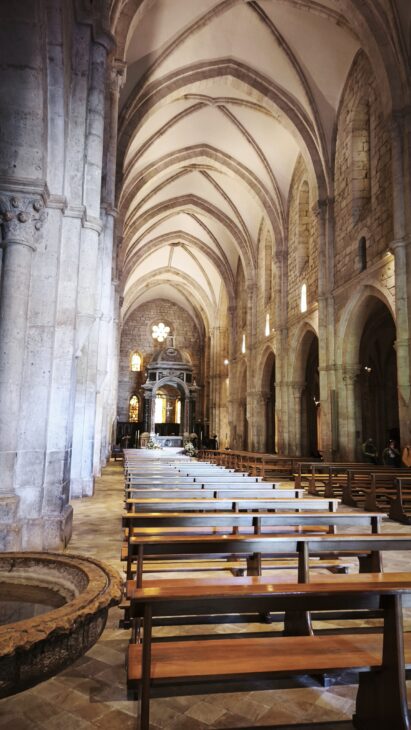 interno abbazia Casamari