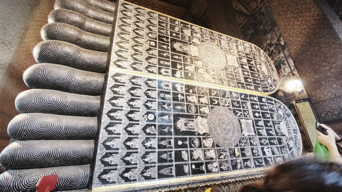 piedi budda sdraiato wat poh